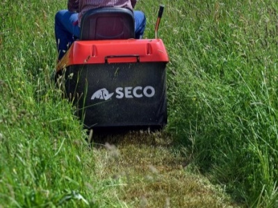 Zahradní traktor Seco Challenge AJ + ZDARMA sklopný vozík NT-2